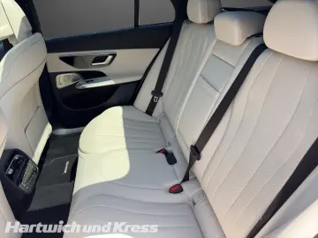 MERCEDES-BENZ E 200 4Matic AMG Line Premium Plus AHK…