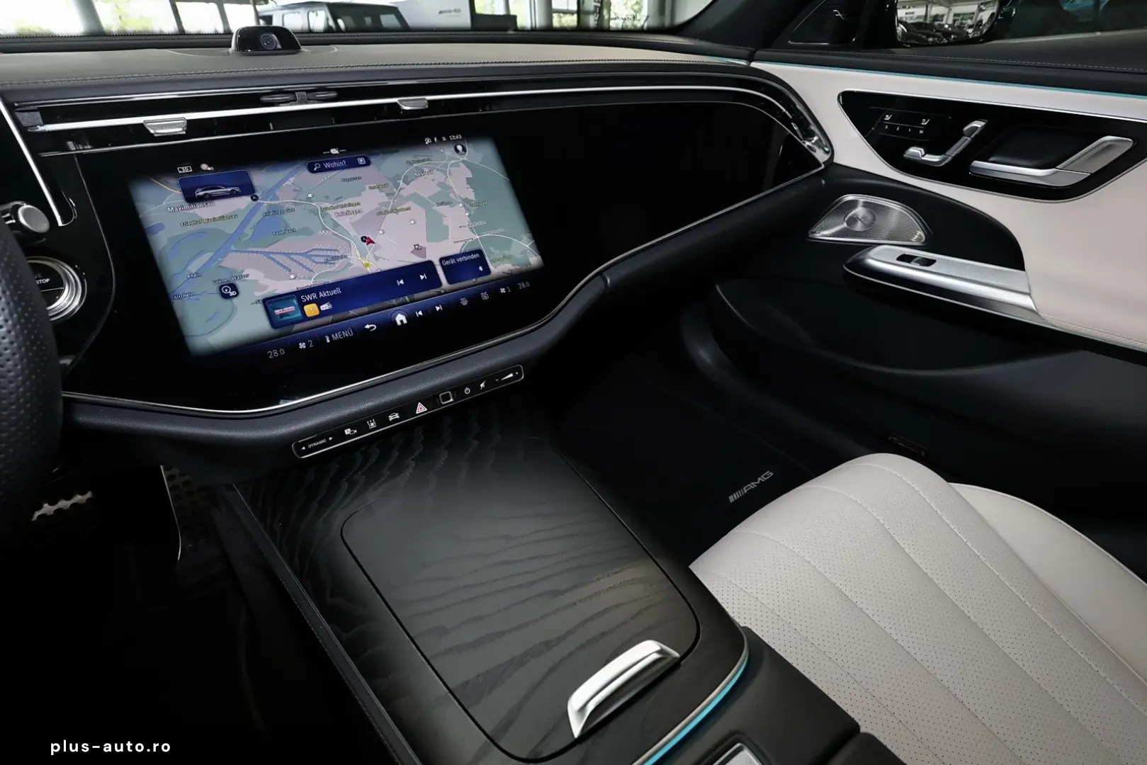 MERCEDES-BENZ E 200 T 4M AMG SUPERSCREEN AHK PANO ST&hellip;