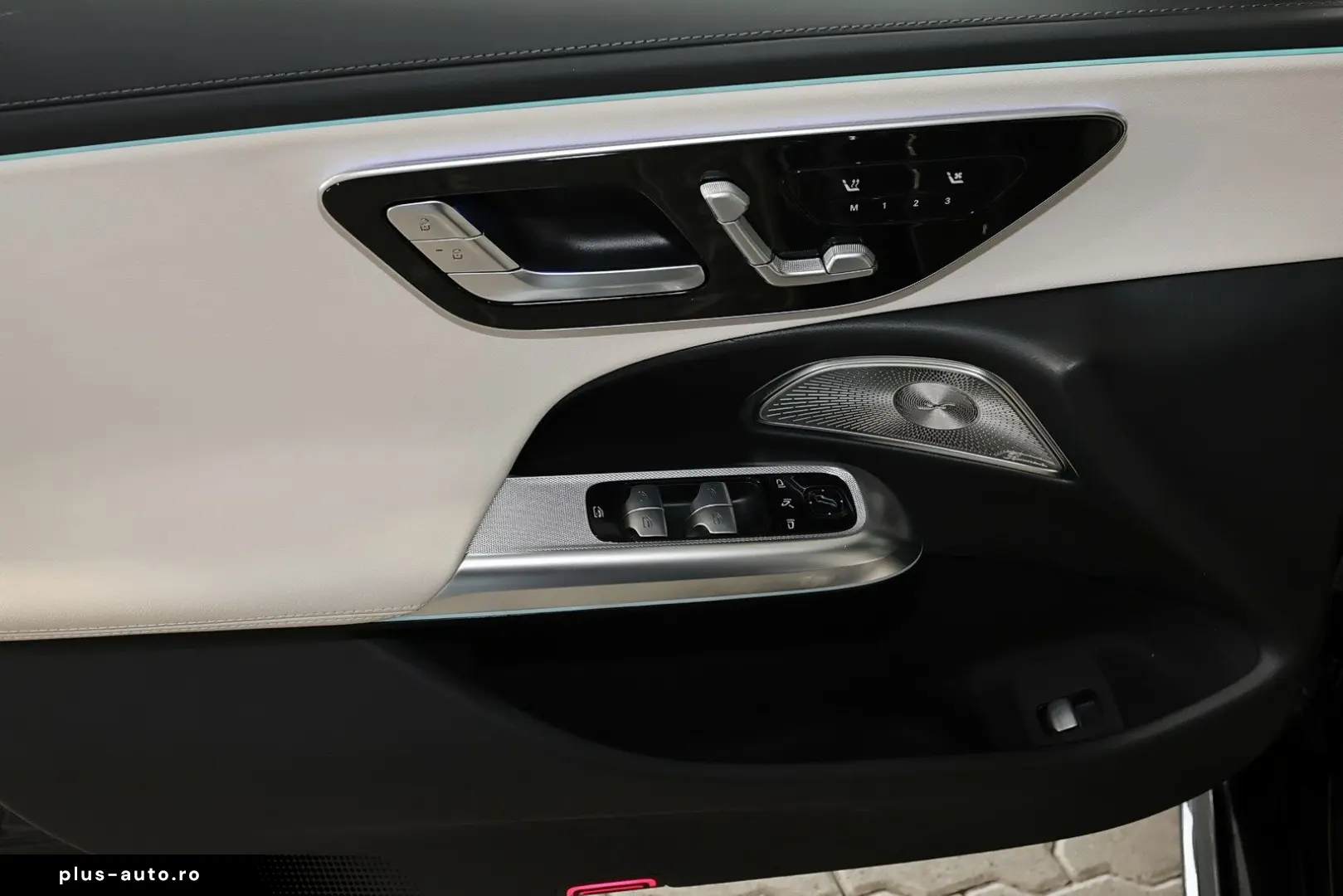 MERCEDES-BENZ E 200 T 4M AMG SUPERSCREEN AHK PANO ST&hellip;
