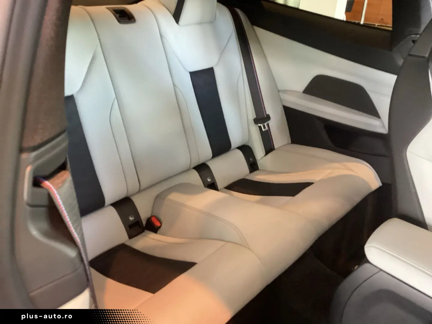 BMW M4 Competition Coupé Head-Up HK HiFi DAB WLAN
