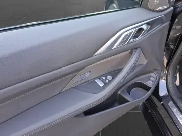 BMW M4 Competition Coupé LivePro Head-Up CarPlay Dri