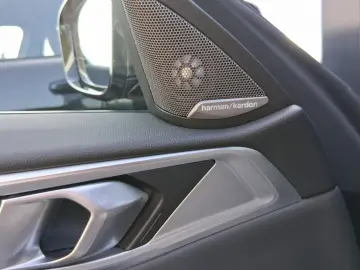 BMW M4 Competition Coupé LivePro Head-Up CarPlay Dri