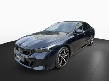 BMW 550e xDr M Sport Pro B&W Pano Iconic AutoB 20