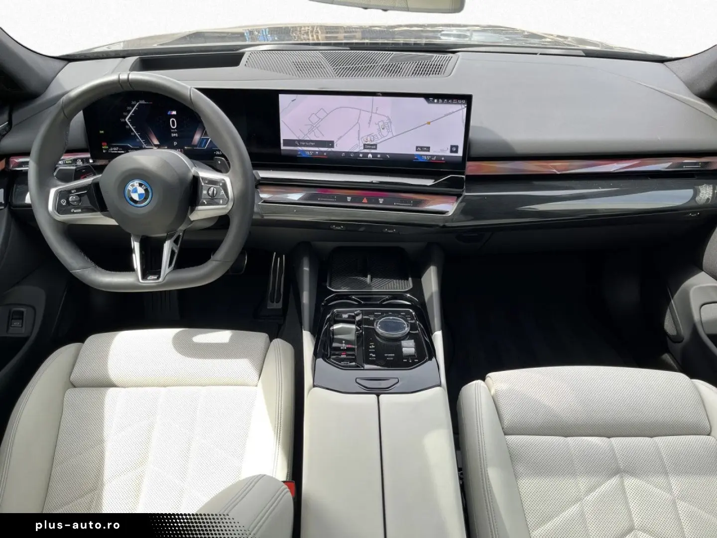 BMW 550e xDr M Sport Pro B&W Pano Iconic AutoB 20