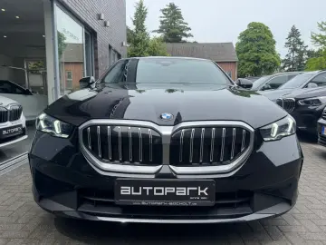 BMW 520i Lim Metallic adapt.LED Leder Kamera DA 18