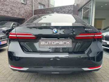 BMW 520i Lim Metallic adapt.LED Leder Kamera DA 18