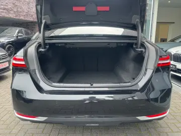 BMW 520i Lim Metallic adapt.LED Leder Kamera DA 18