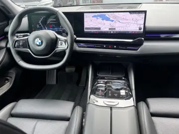 BMW 520i Lim Metallic adapt.LED Leder Kamera DA 18