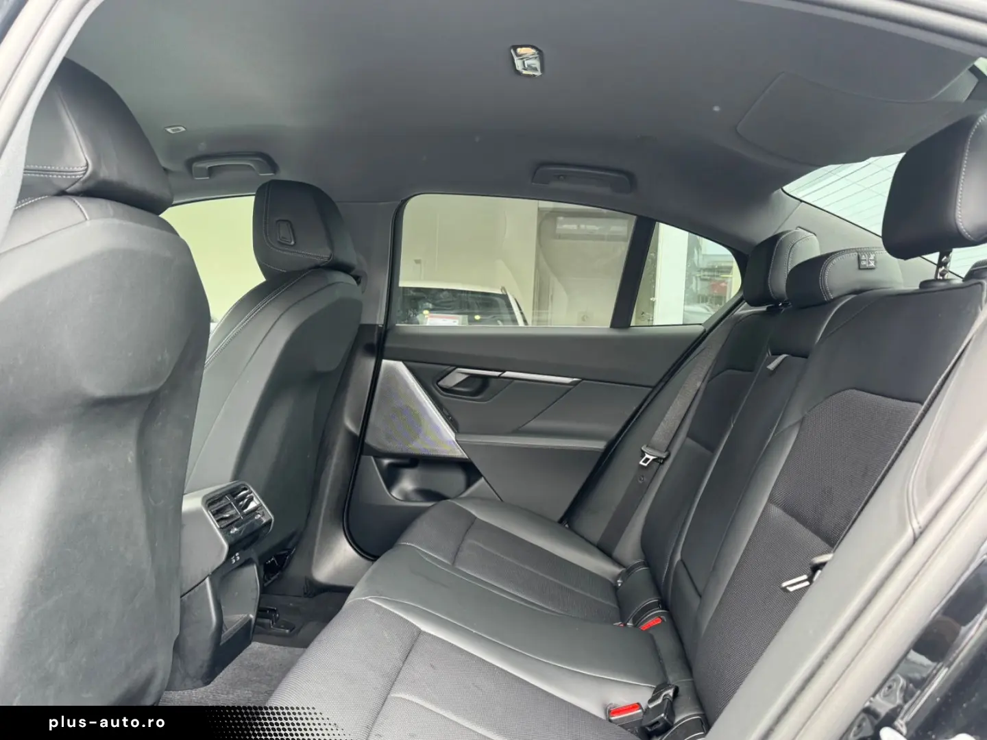 BMW 520i Lim Metallic adapt.LED Leder Kamera DA 18