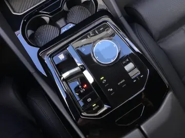 BMW 520d Limo M Sport Navi AdLED Komfortsitze DAP