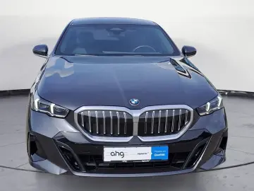 BMW 520d xDrive Limousine M Sportpaket Komfortsitze
