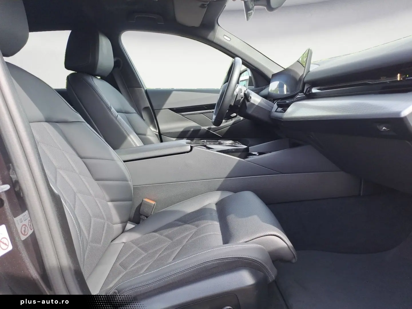 BMW 520d xDrive Limousine M Sportpaket Komfortsitze