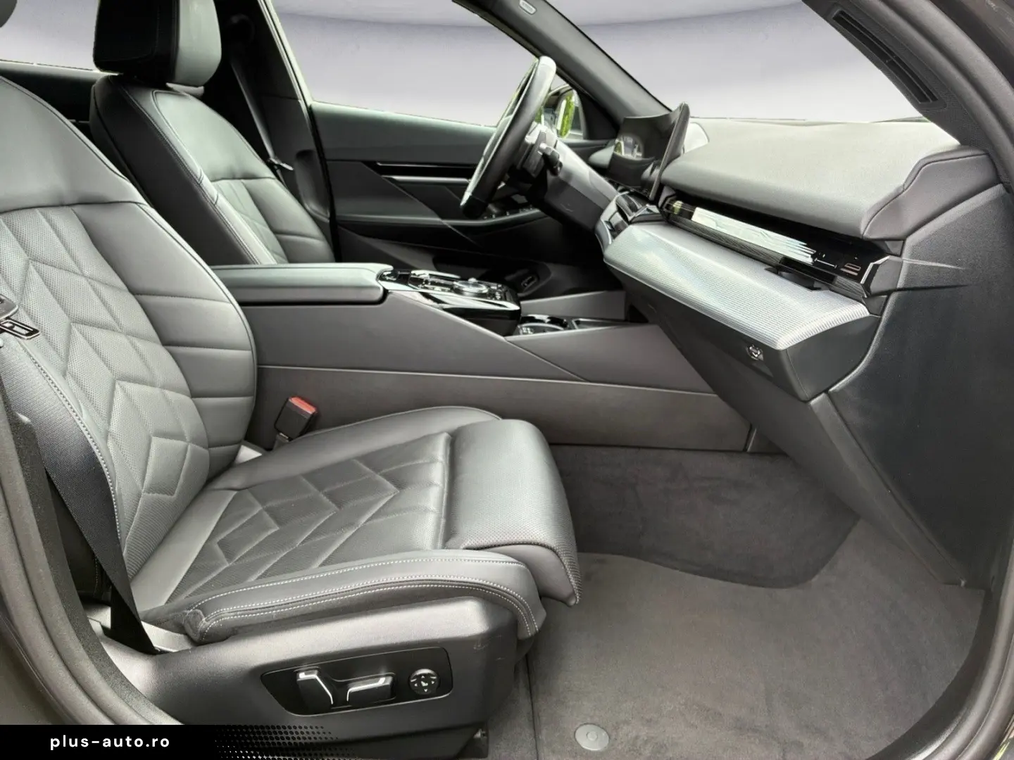 BMW 520d xDrive Limousine M Sportpaket Komfortsitze