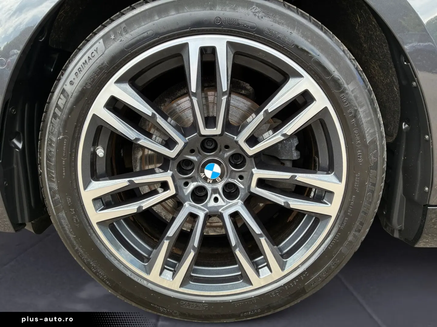 BMW 520d xDrive Limousine M Sportpaket Komfortsitze