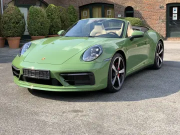 PORSCHE 992 911  4S Cabriolet PTS-OLIVEGRÜN HERITAGE SPO
