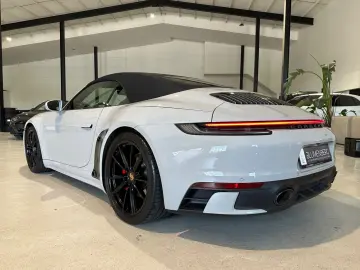 PORSCHE 911 992 Carrera 4S Cabriolet  SportDesign PDCC