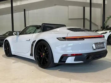PORSCHE 911 992 Carrera 4S Cabriolet  SportDesign PDCC