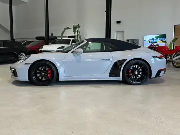 PORSCHE 911 992 Carrera 4S Cabriolet  SportDesign PDCC