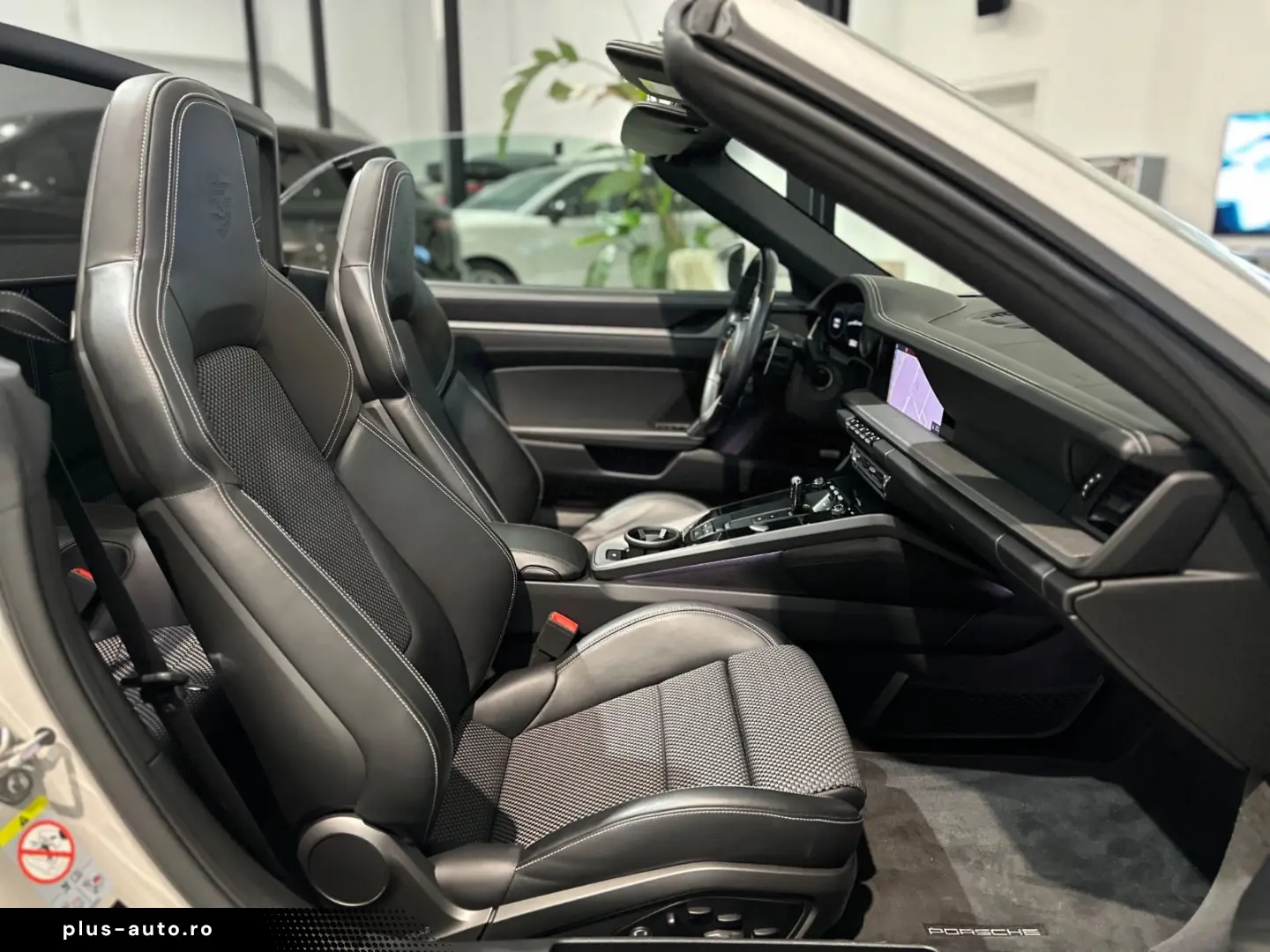 PORSCHE 911 992 Carrera 4S Cabriolet  SportDesign PDCC