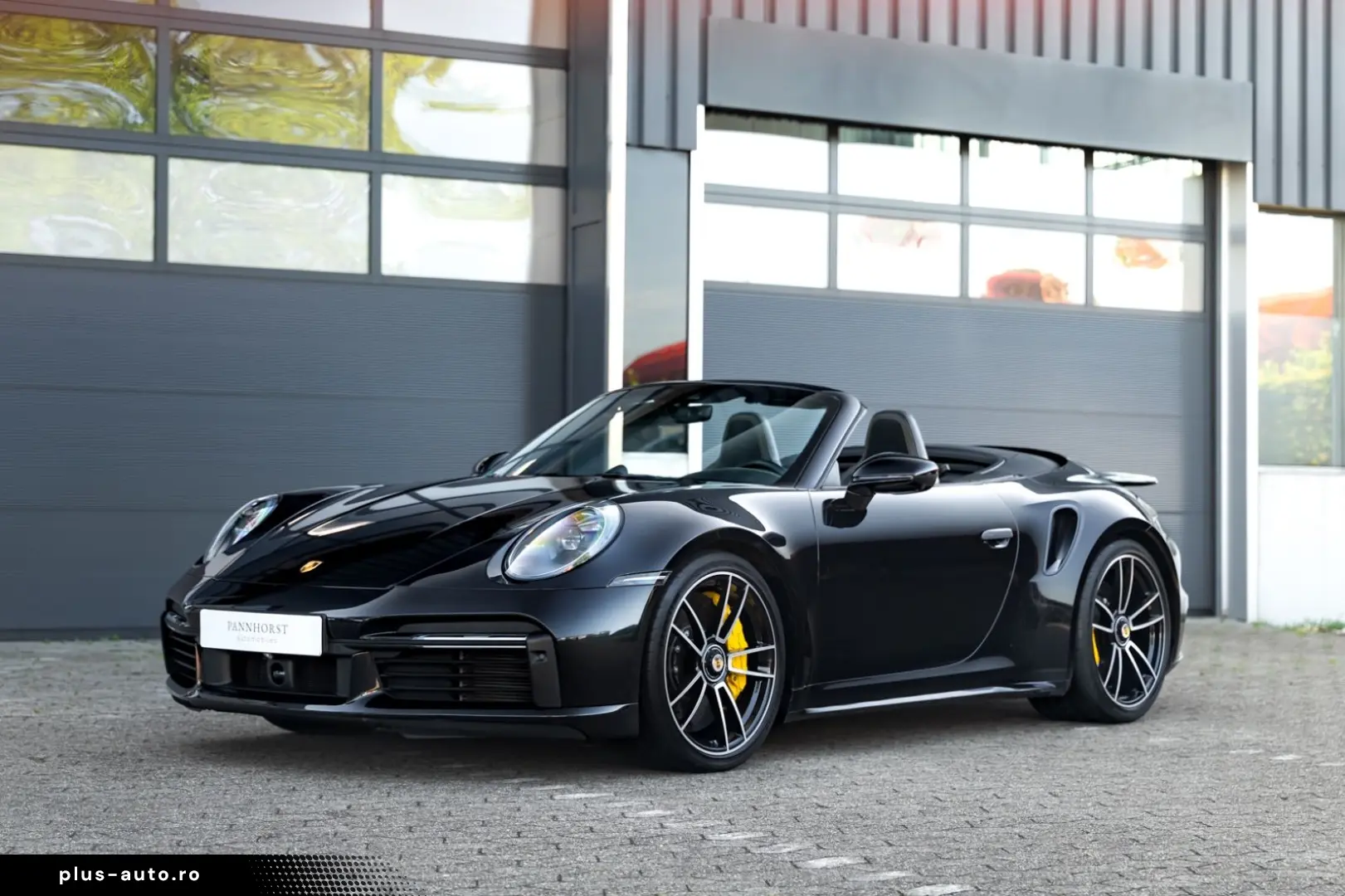 PORSCHE 992.1 Turbo S Cabriolet Burmester Lift PDLS Plus