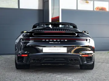 PORSCHE 992.1 Turbo S Cabriolet Burmester Lift PDLS Plus