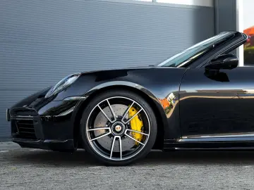 PORSCHE 992.1 Turbo S Cabriolet Burmester Lift PDLS Plus