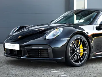 PORSCHE 992.1 Turbo S Cabriolet Burmester Lift PDLS Plus