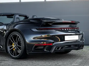PORSCHE 992.1 Turbo S Cabriolet Burmester Lift PDLS Plus