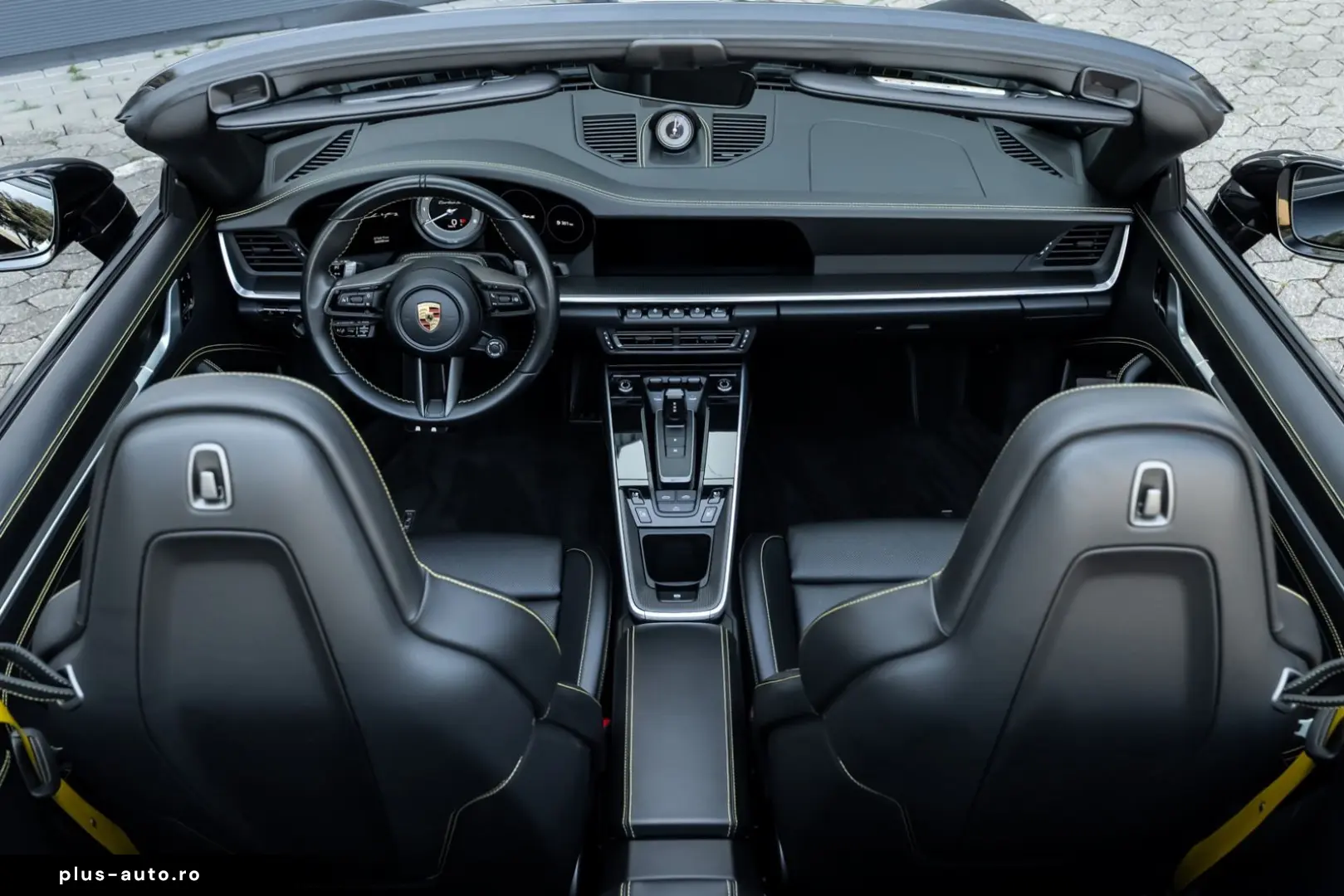 PORSCHE 992.1 Turbo S Cabriolet Burmester Lift PDLS Plus