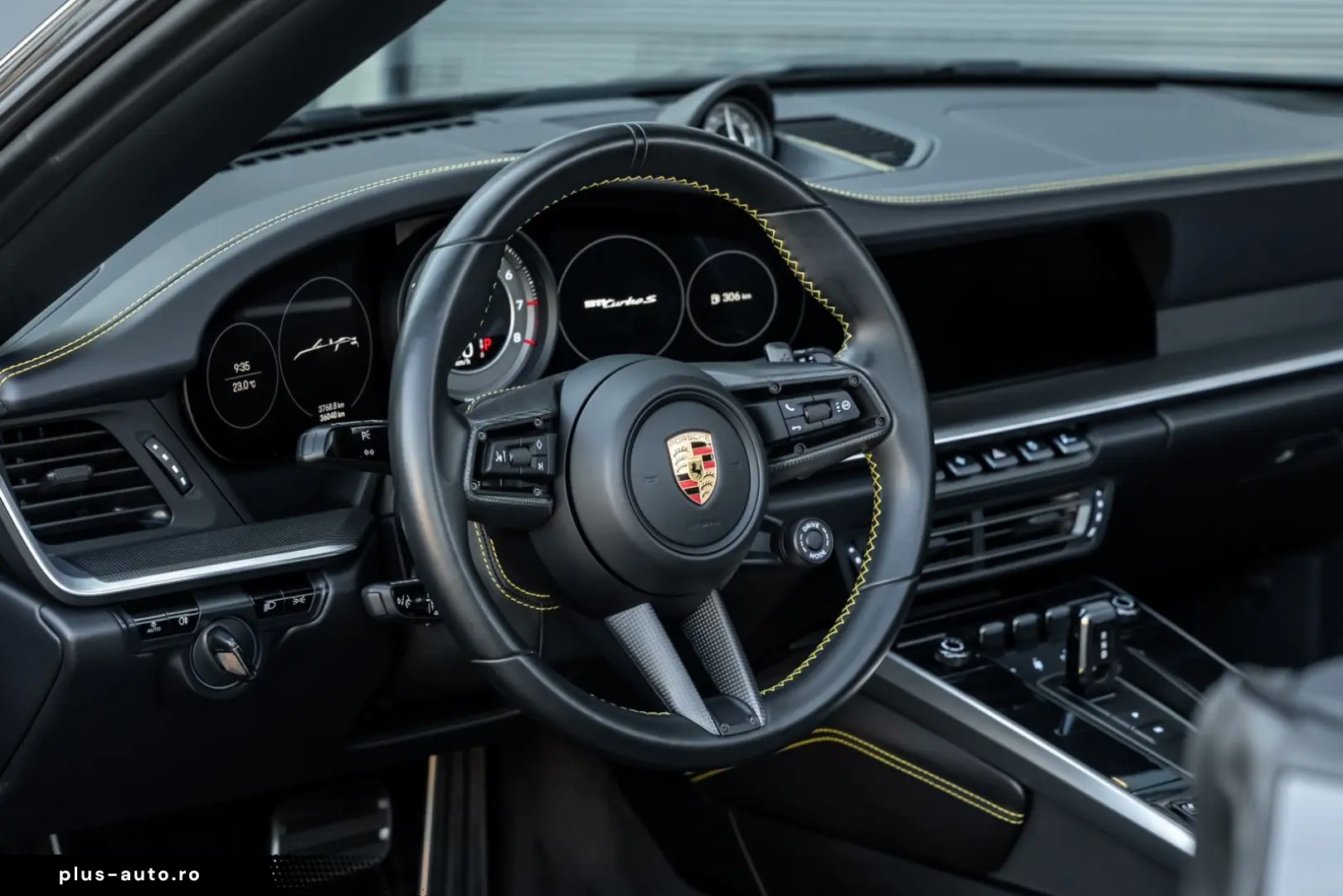 PORSCHE 992.1 Turbo S Cabriolet Burmester Lift PDLS Plus