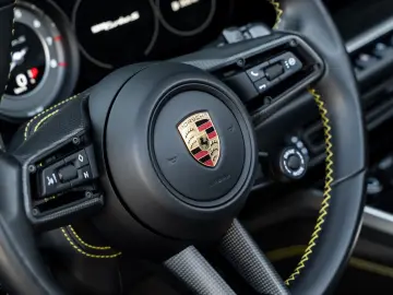 PORSCHE 992.1 Turbo S Cabriolet Burmester Lift PDLS Plus