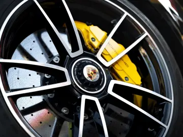 PORSCHE 992.1 Turbo S Cabriolet Burmester Lift PDLS Plus