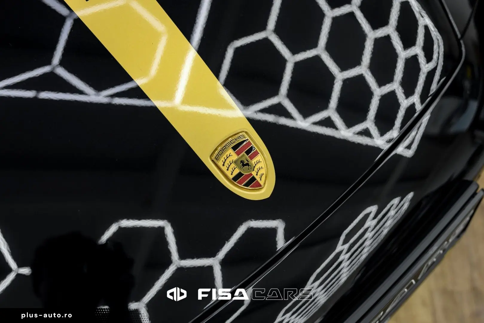 PORSCHE 911 Carrera GTS T-Hybrid Cabriolet Netto