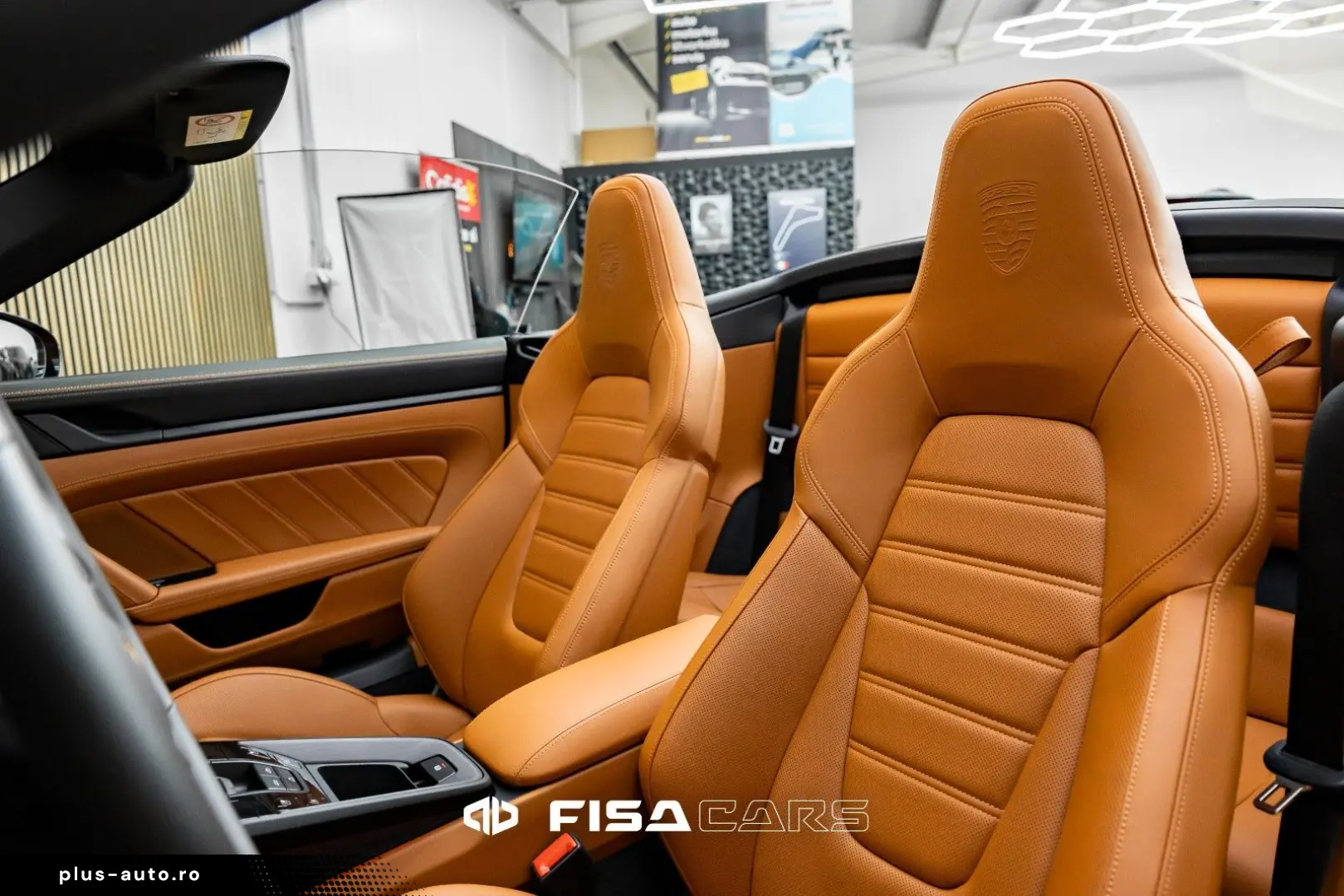 PORSCHE 911 Carrera GTS T-Hybrid Cabriolet Netto