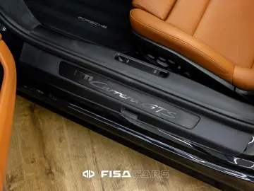 PORSCHE 911 Carrera GTS T-Hybrid Cabriolet Netto