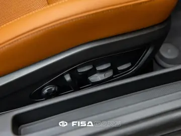 PORSCHE 911 Carrera GTS T-Hybrid Cabriolet Netto