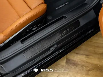 PORSCHE 911 Carrera GTS T-Hybrid Cabriolet Netto