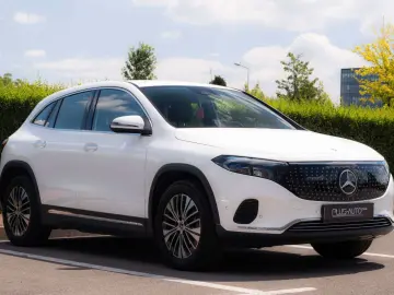 MERCEDES-BENZ EQA 250