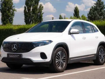 MERCEDES-BENZ EQA 250