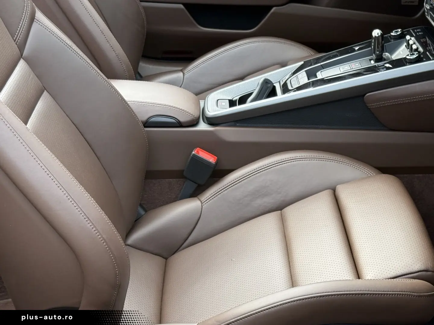 PORSCHE 992  911 Carrera Cabriolet HD-MATRIX BOSE SPORTA