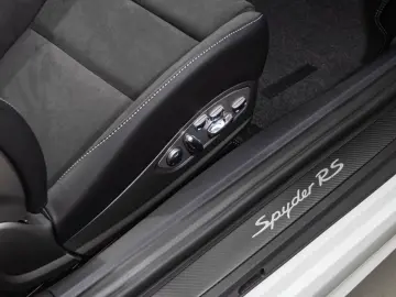 Porsche Boxster 718 Spyder RS Sport Chrono LED