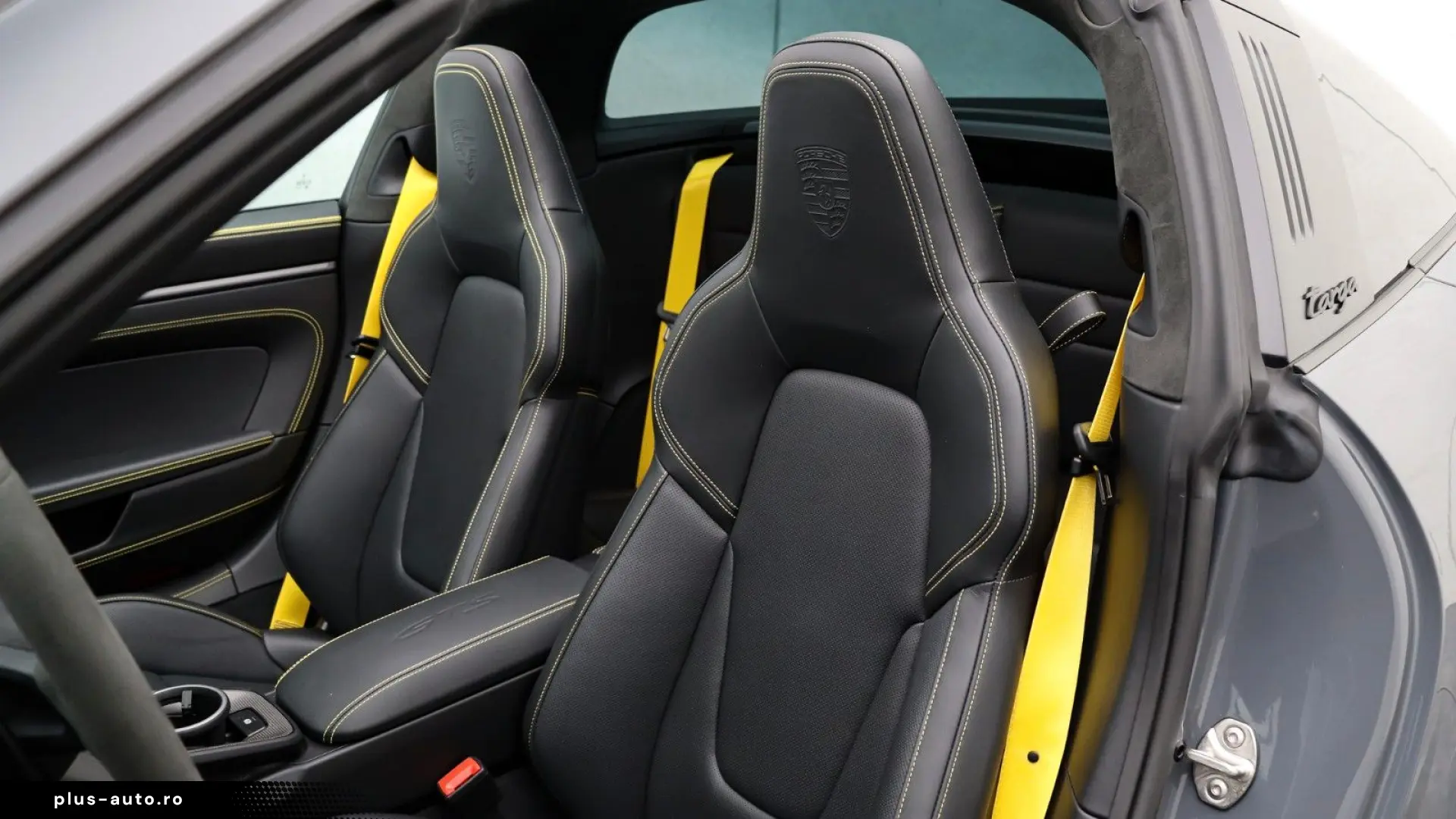 PORSCHE 911 992.2 Targa 4 GTS  PCCB Burmester  Lift  Clu