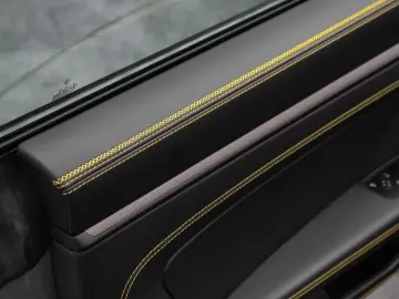 PORSCHE 911 992.2 Targa 4 GTS  PCCB Burmester  Lift  Clu