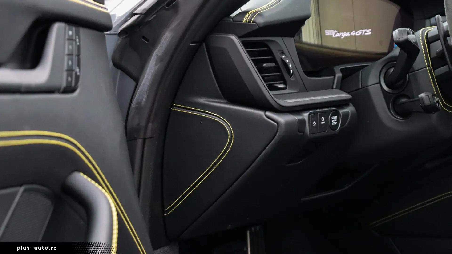 PORSCHE 911 992.2 Targa 4 GTS  PCCB Burmester  Lift  Clu