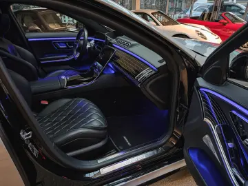 MERCEDES-BENZ S 580 L S63 AMG Umbau Chauffeur Pano Burmester