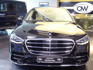 MERCEDES-BENZ S 580 e L AMG 4M Pano Chauf LederExclu…