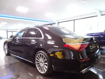 MERCEDES-BENZ S 580 e L AMG 4M Pano Chauf LederExclu…