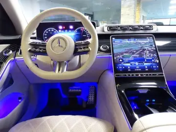 MERCEDES-BENZ S 580 e L AMG 4M Pano Chauf LederExclu…