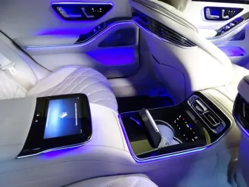 MERCEDES-BENZ S 580 e L AMG 4M Pano Chauf LederExclu…