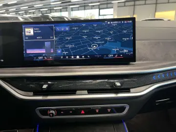 BMW X5 xDrive50e M Sport PANO AHK RFK NAVI